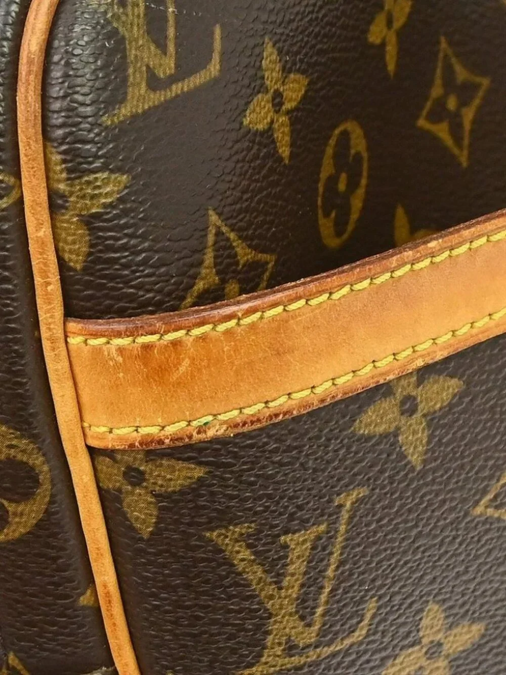 LOUIS VUITTON REPORTER PM MESSENGER SHOULDER BAG